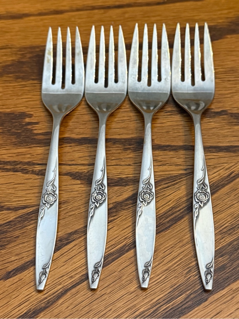 West Bend Stainless USA Twilight Rose Oneida 4 Salad Forks 6 1/4” Vintage